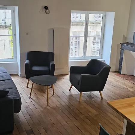 T2 Ultra Centre Poitiers 50M Carres Apartment Exterior photo